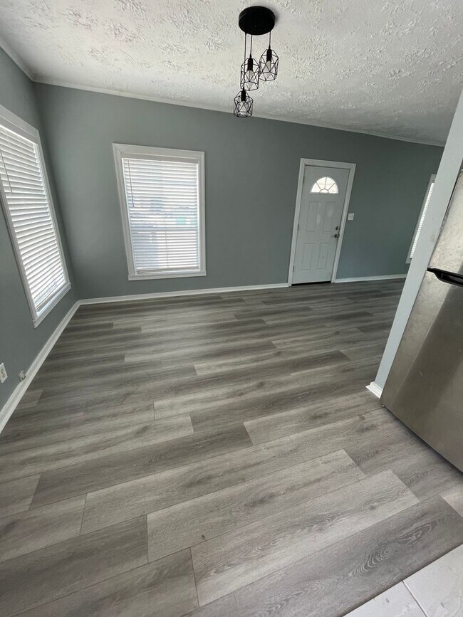 Foto del edificio - Gorgeous home for rent! ALL BILLS INCLUDED!!!