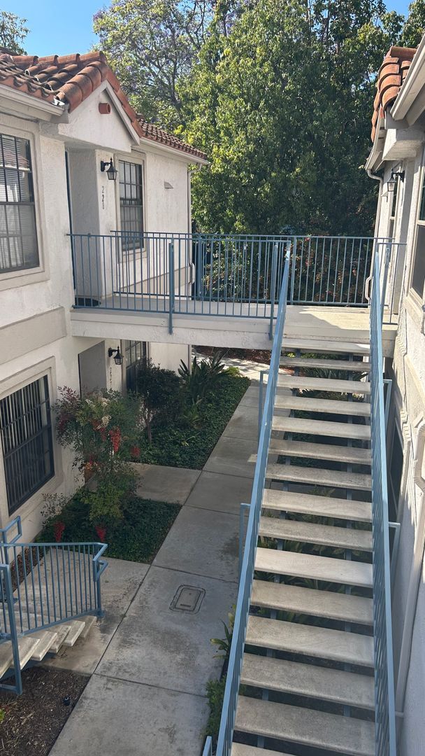 Building Photo - Cozy 1 Bedroom 1 Bath Condo