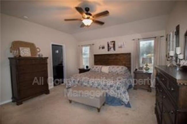 Building Photo - 519 Luna Vista Dr