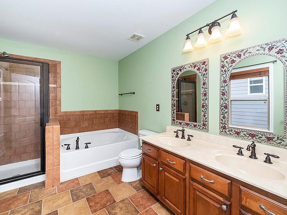 Building Photo - Build Equity While Leasing - Lease and Own...