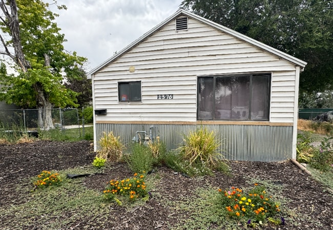 Building Photo - 1376 W 600 S