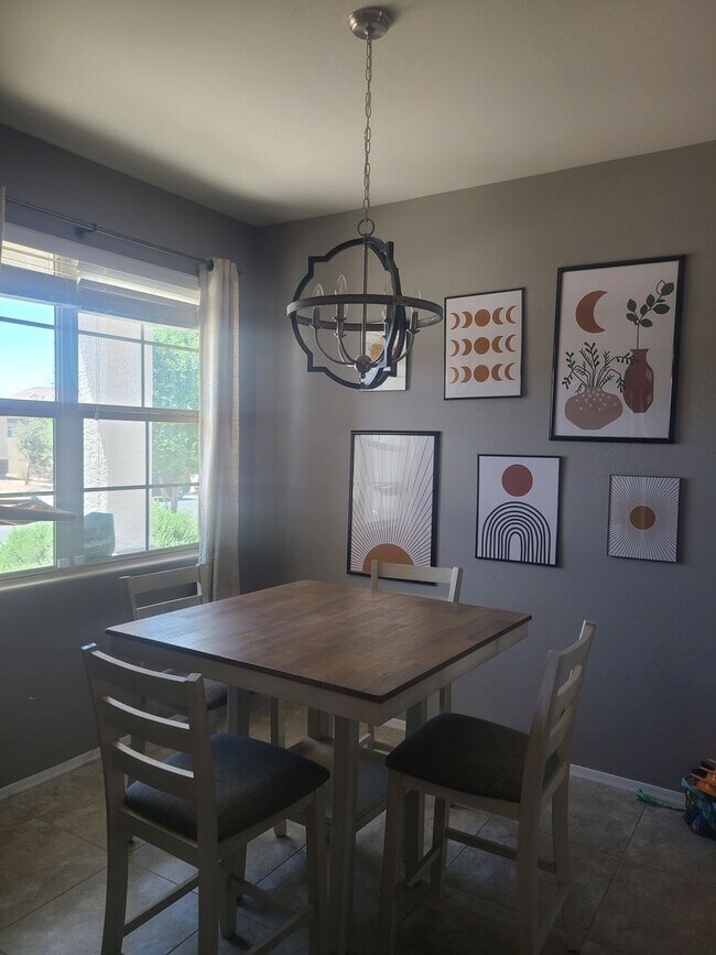 Foto del edificio - 3 Bedroom, 2 Bath Home Available 08/01/25!!