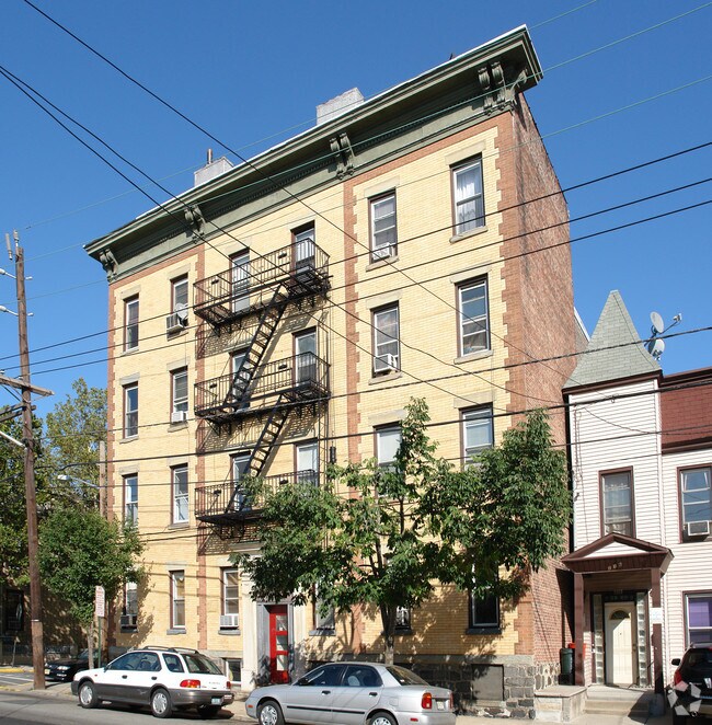 218 New York Ave, Union City, NJ 07087 Apartments Union City, NJ