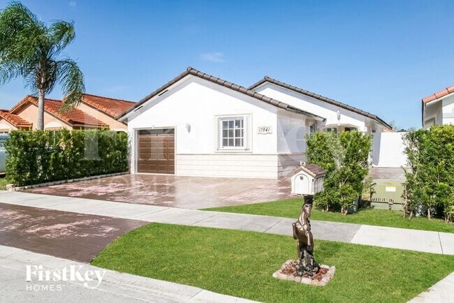 Building Photo - 17841 SW 144th Ave