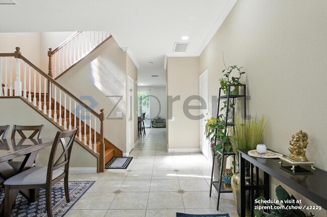 Building Photo - 7956 Barnstormer Ct