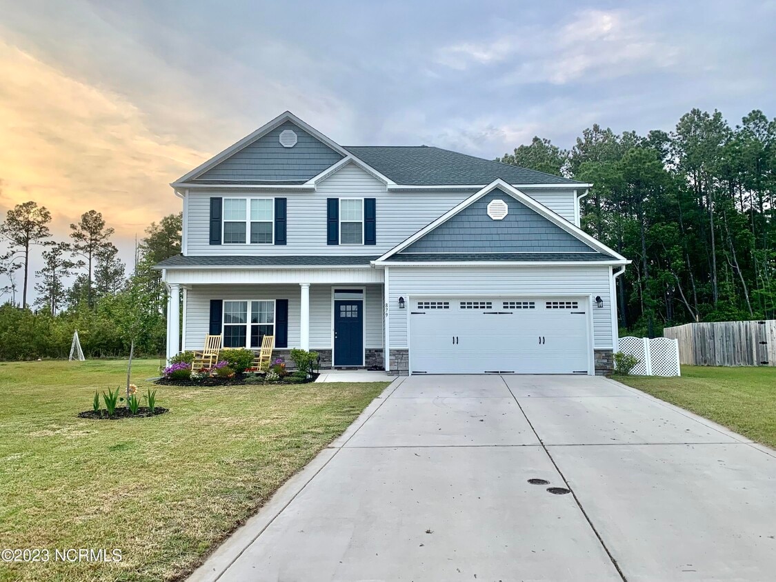 879 Stormy Gale Ln, Sneads Ferry, NC 28460 House Rental in Sneads