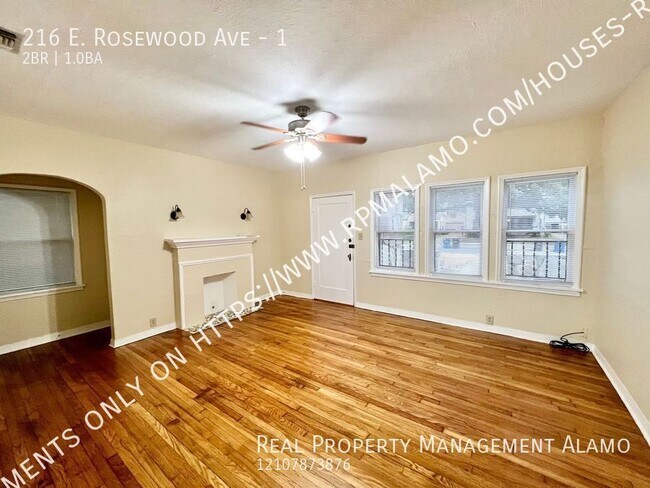 Foto del edificio - 216 E Rosewood Ave
