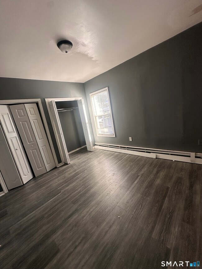 Foto del edificio - 349 Blue Hills Ave