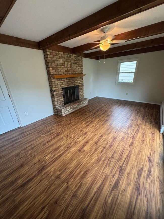 Building Photo - 5115 Louden Dr
