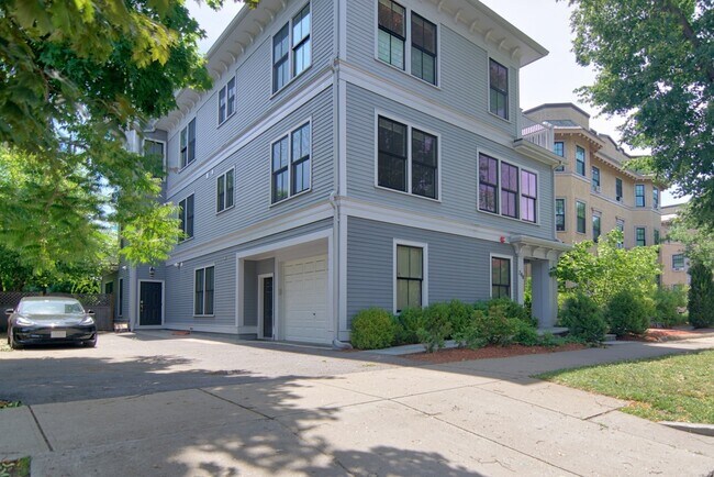 Building Photo - 248 Massachusetts Ave