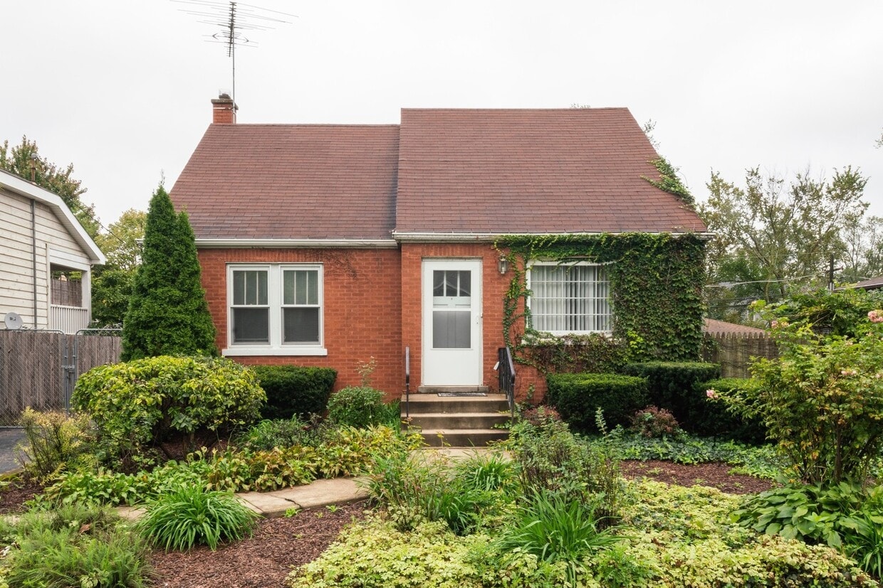 Primary Photo - 111 N Wilmette Ave