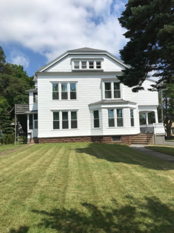 Primary Photo - 168 Washington St
