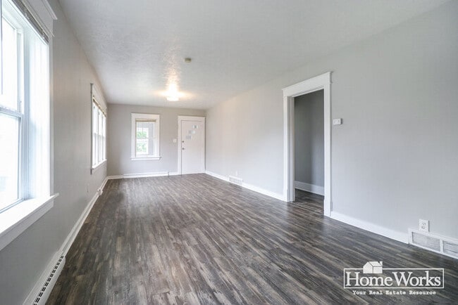 Building Photo - 1110 Chalfant St