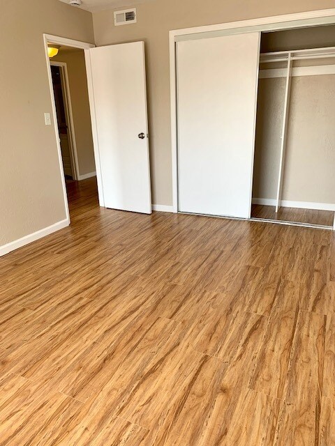 Foto del edificio - Great 2 bed, 1.5 Bath Condo with Garage in...