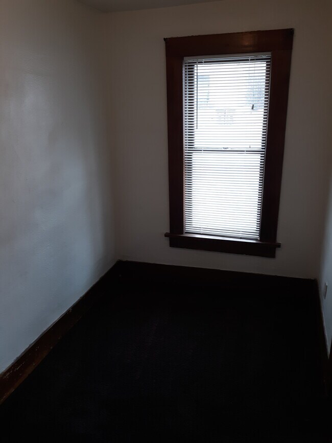 Office - 362 N 8th St