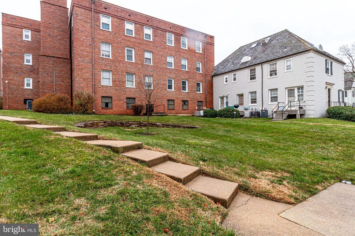 2026 Move-In Special – $500 LEASE SIGNING BONUS!! Affordable 2-Bedroom Apartment in Southeast DC - 2026 Move-In Special – $500 LEASE SIGNING BONUS!! Affordable 2-Bedroom Apartment in Southeast DC