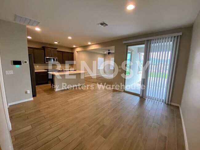 Building Photo - 11769 W Mobile Ln