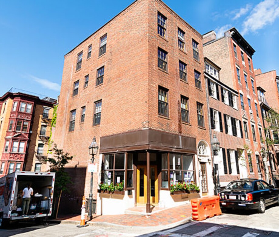 Building Photo - 86 Myrtle St