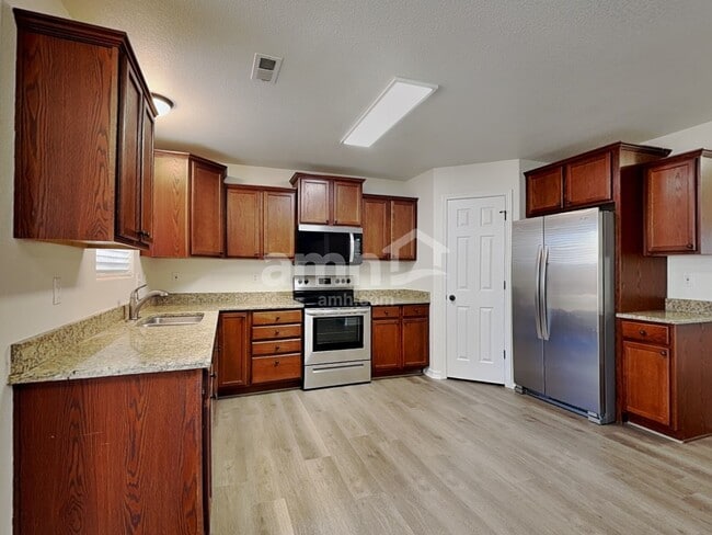 Building Photo - 3713 Winter Sun Dr