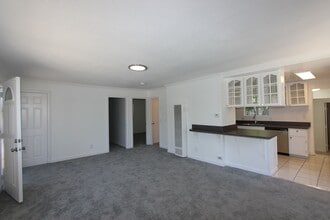 Building Photo - 4095 Thorn St