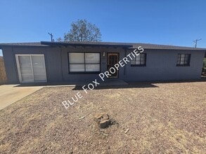 Building Photo - 5674 E Eastland St