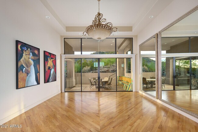 Foto del edificio - 6622 N 31st Pl