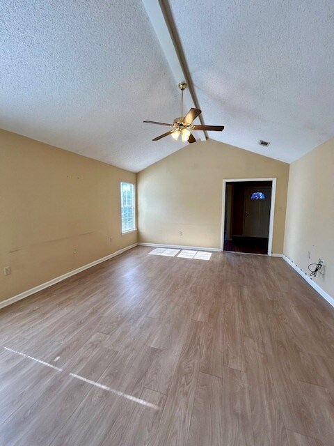 Foto del edificio - 3818 Pondside Cir