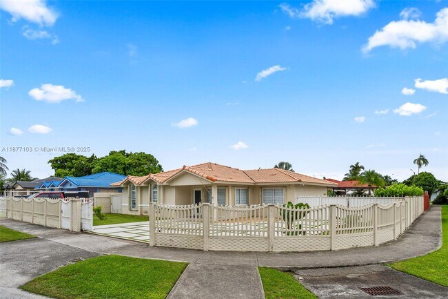 Foto del edificio - 11380 SW 180th St
