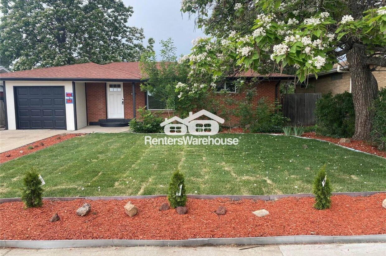 Foto principal - 8531 Lowell Blvd
