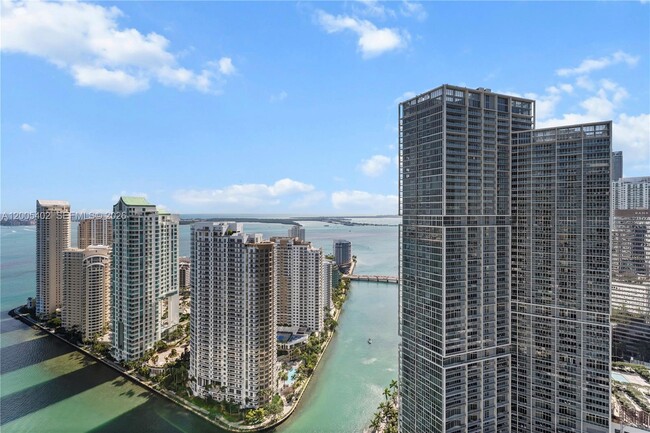 Foto del edificio - 300 Biscayne Blvd Way
