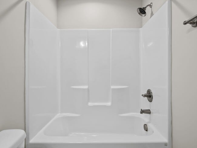 Building Photo - Charming two bedroom two and a half bathroom ready for you to call home!