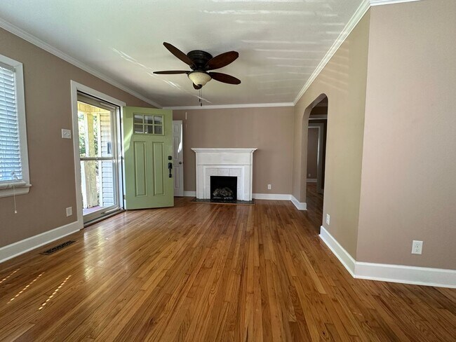 Foto del edificio - Charming 3 Bed 2 Bath Park Hill Home