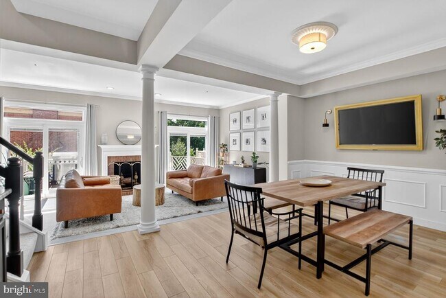 Foto del edificio - 15736 Cherry Blossom Ln