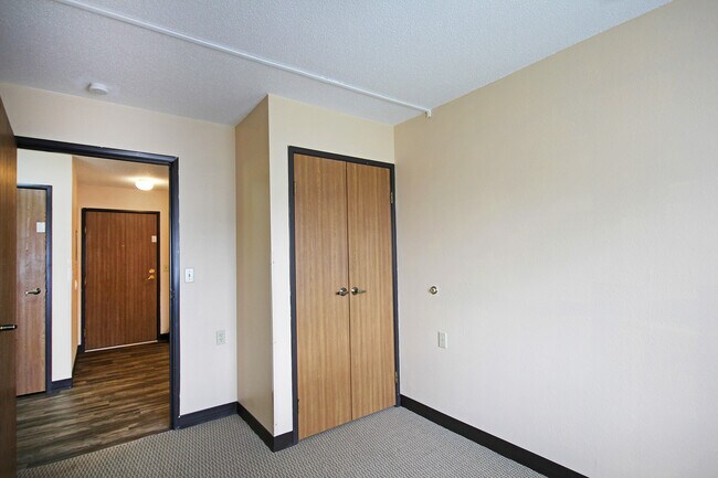Building Photo - Park Terrace Apartments