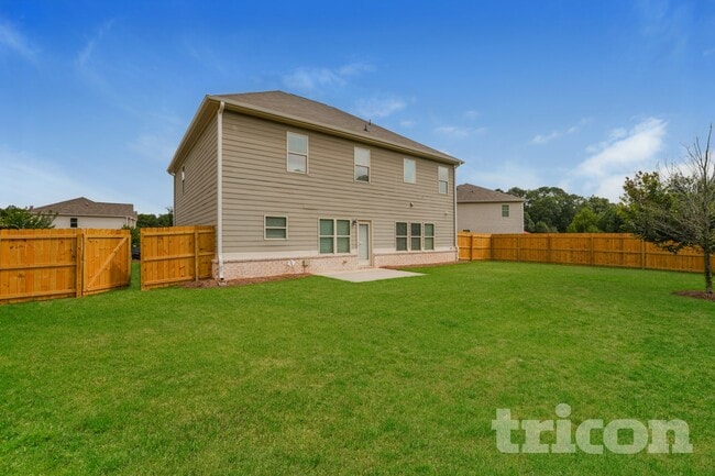 Interior Photo - Tricon Bella View