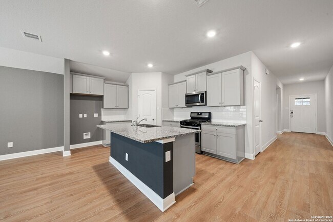 Foto del edificio - 1080 Amble Oak