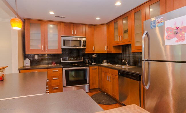 Foto del edificio - 5 Newport Ct
