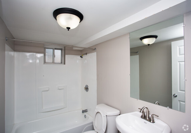 Bathroom - Powhattan Village Apartments