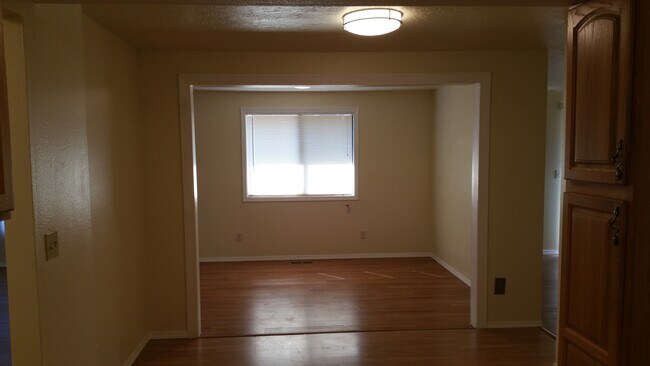 Foto del edificio - Beautiful 3 Bedroom, 2 bathroom House in Great Quiet Neighborhood.