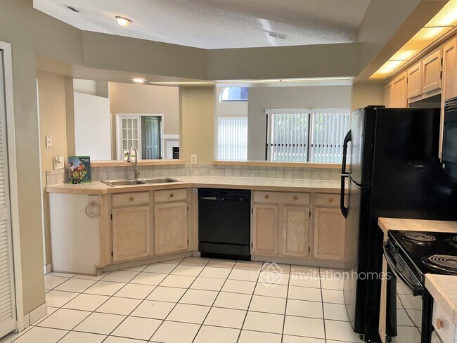 Building Photo - 1018 Henson Ct