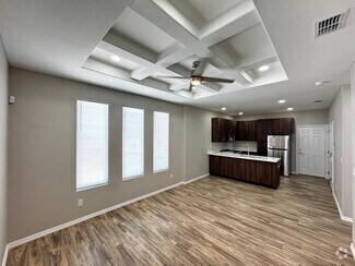 Building Photo - 4008 La Vista Ave