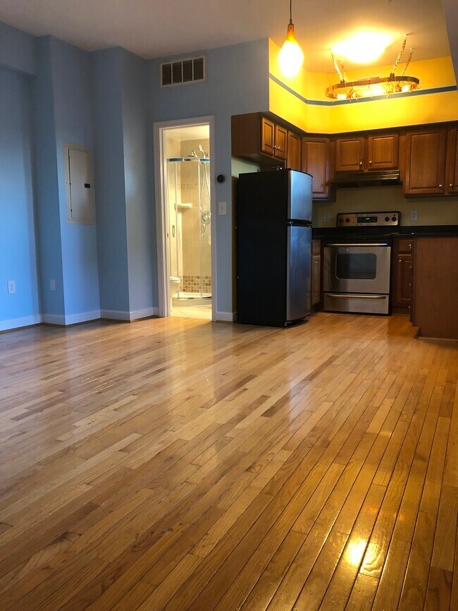 Foto del edificio - 1321 Fairmont St NW
