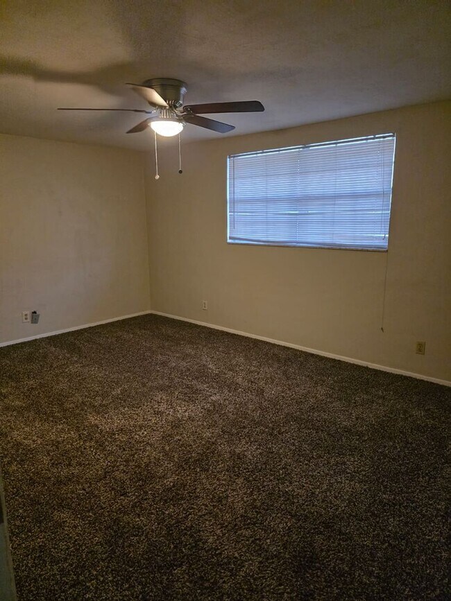 Foto del edificio - Move-In Ready 2BR/2BA Home