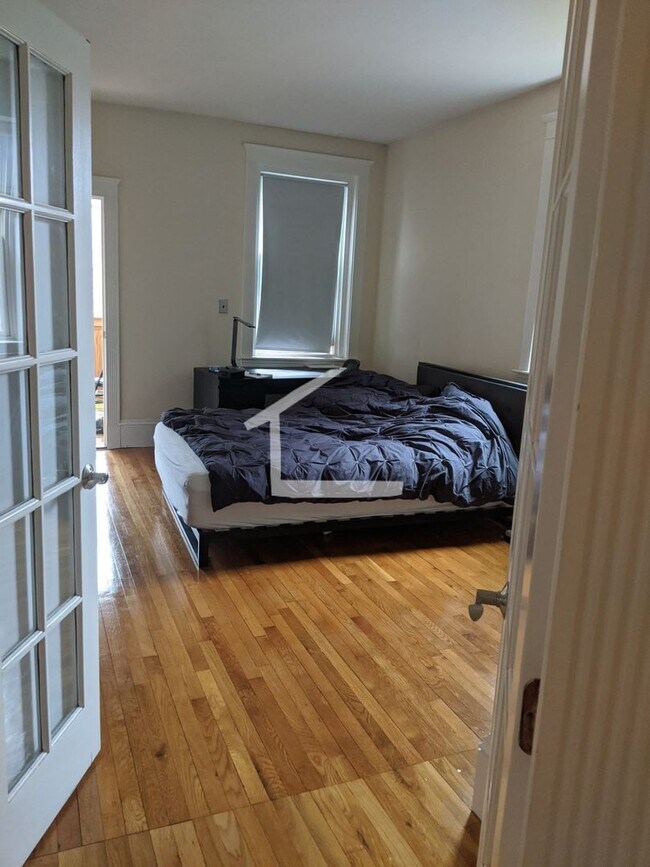 Foto del edificio - Nice 2 bed with office