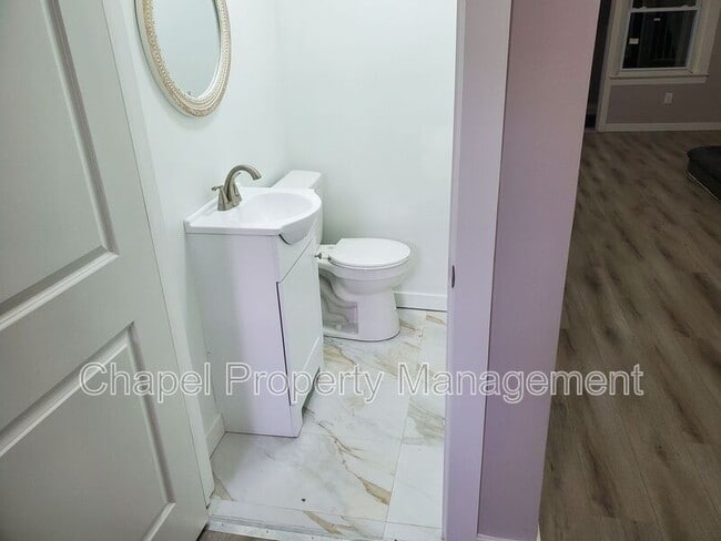 Building Photo - 118 S 57th St