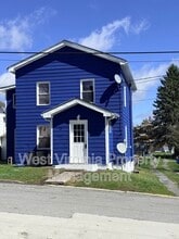 Building Photo - 304 N 3rd St