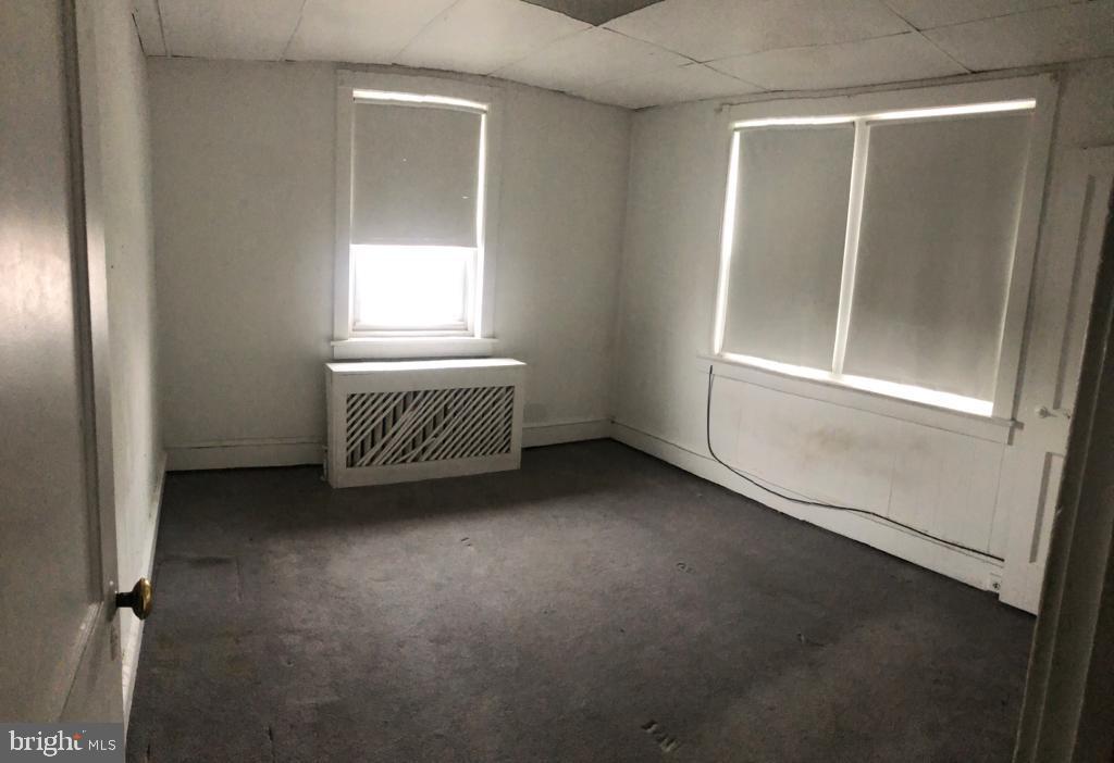 Primary Photo - 5105 E Roosevelt Blvd
