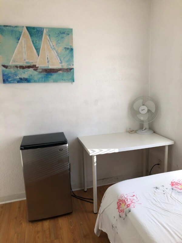 1221 Beacon Ave Unit 4, San Mateo, CA 94401 Room for Rent in San