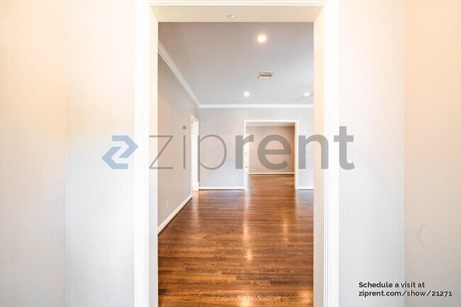 Foto del edificio - 2139 Dryden Rd