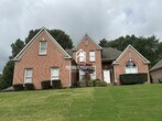 Primary Photo - 197 Leaf Trail Ct